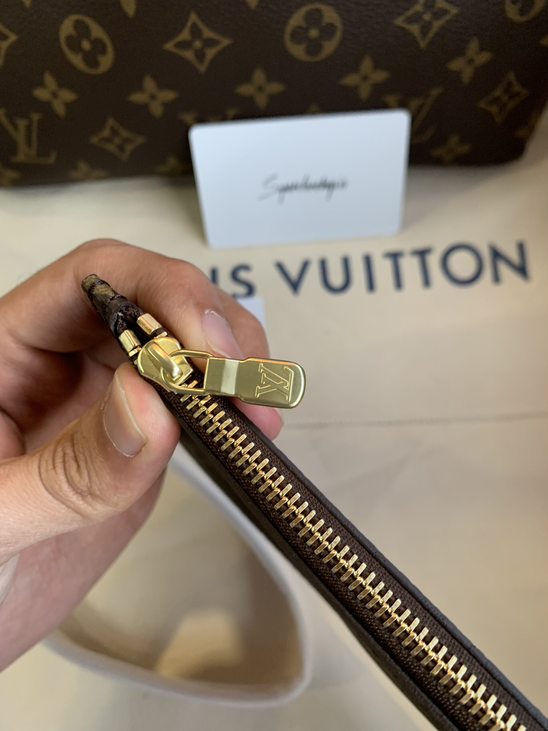 1:1 Best Replica Louis Vuitton Neverfull PM Monogram Tote Bag - Image 2