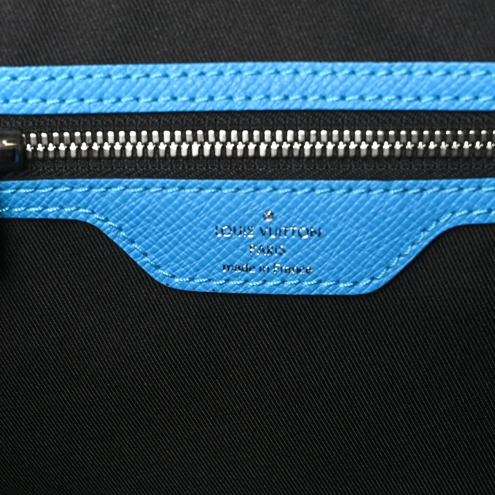 Replica Louis Vuitton Taiga Leather Monogram Keepall 50 Bag - Image 5