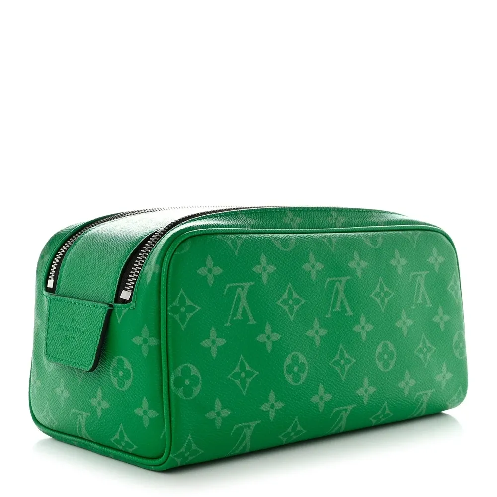 Replica Louis Vuitton Taigarama Dopp Kit – Unmatched Quality - Image 7