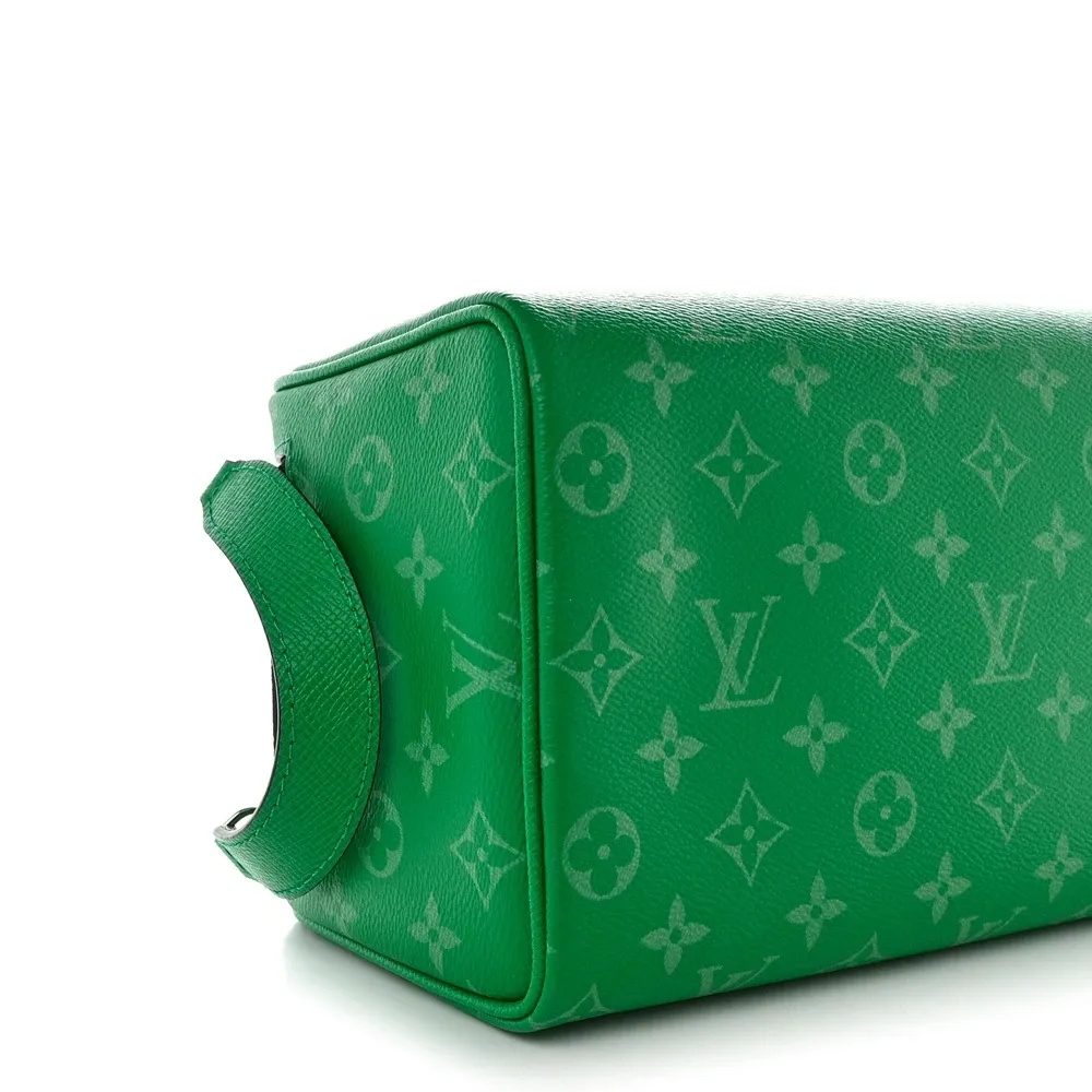 Replica Louis Vuitton Taigarama Dopp Kit – Unmatched Quality - Image 4