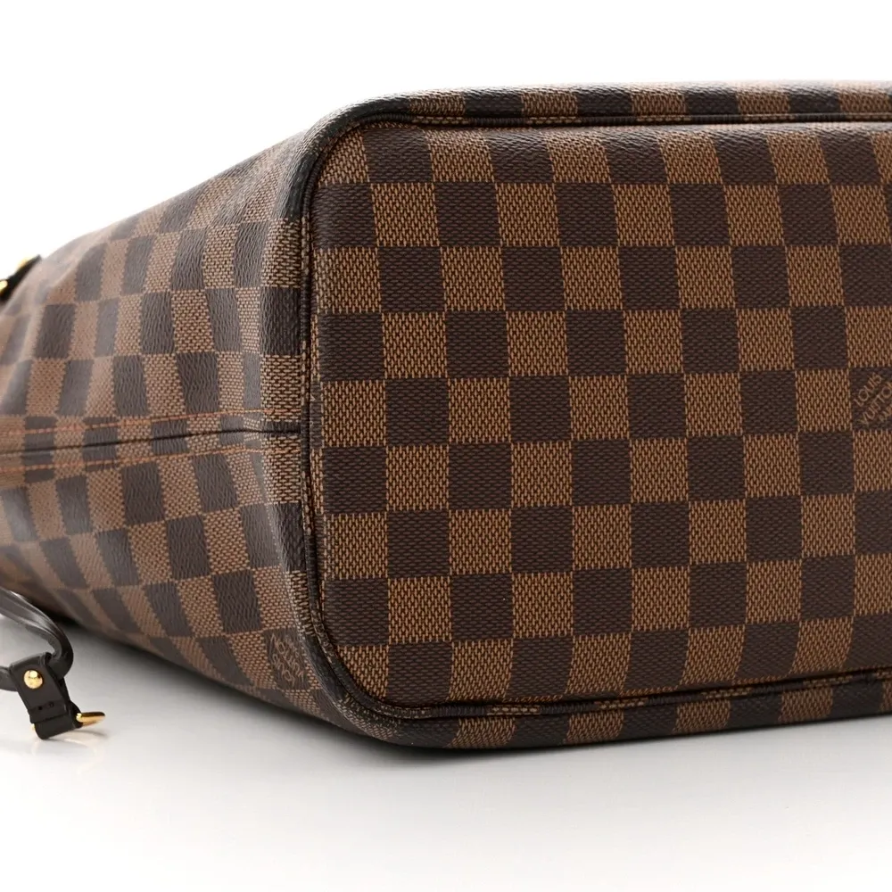 Superfake Handbags: Louis Vuitton Neverfull MM Replica Guide - Image 2