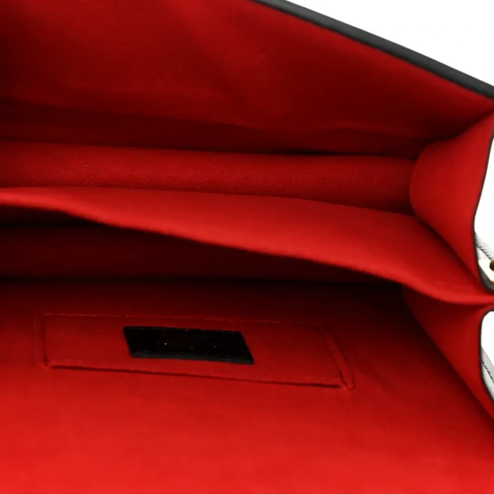 Superfake Handbags: Louis Vuitton Mini Dauphine Replica for Less - Image 5