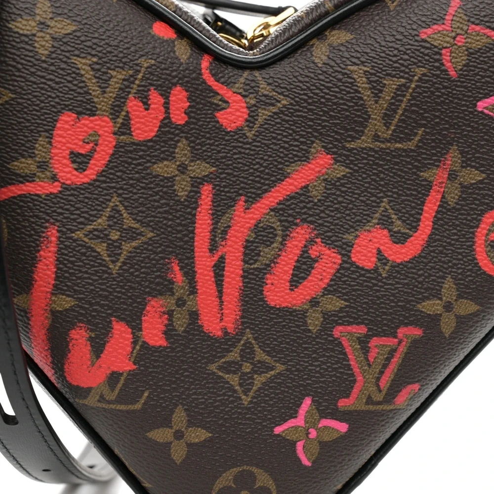 Louis Vuitton Fall in Love Sac Coeur PM Superfake Handbags - Image 5