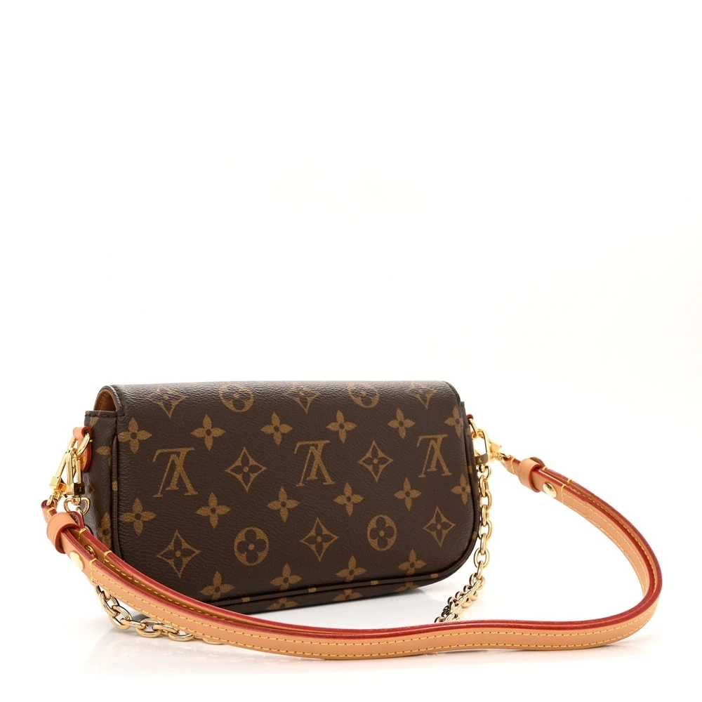 Louis Vuitton Ivy Wallet With Gold Hardware – High-Quality Replica - Image 8