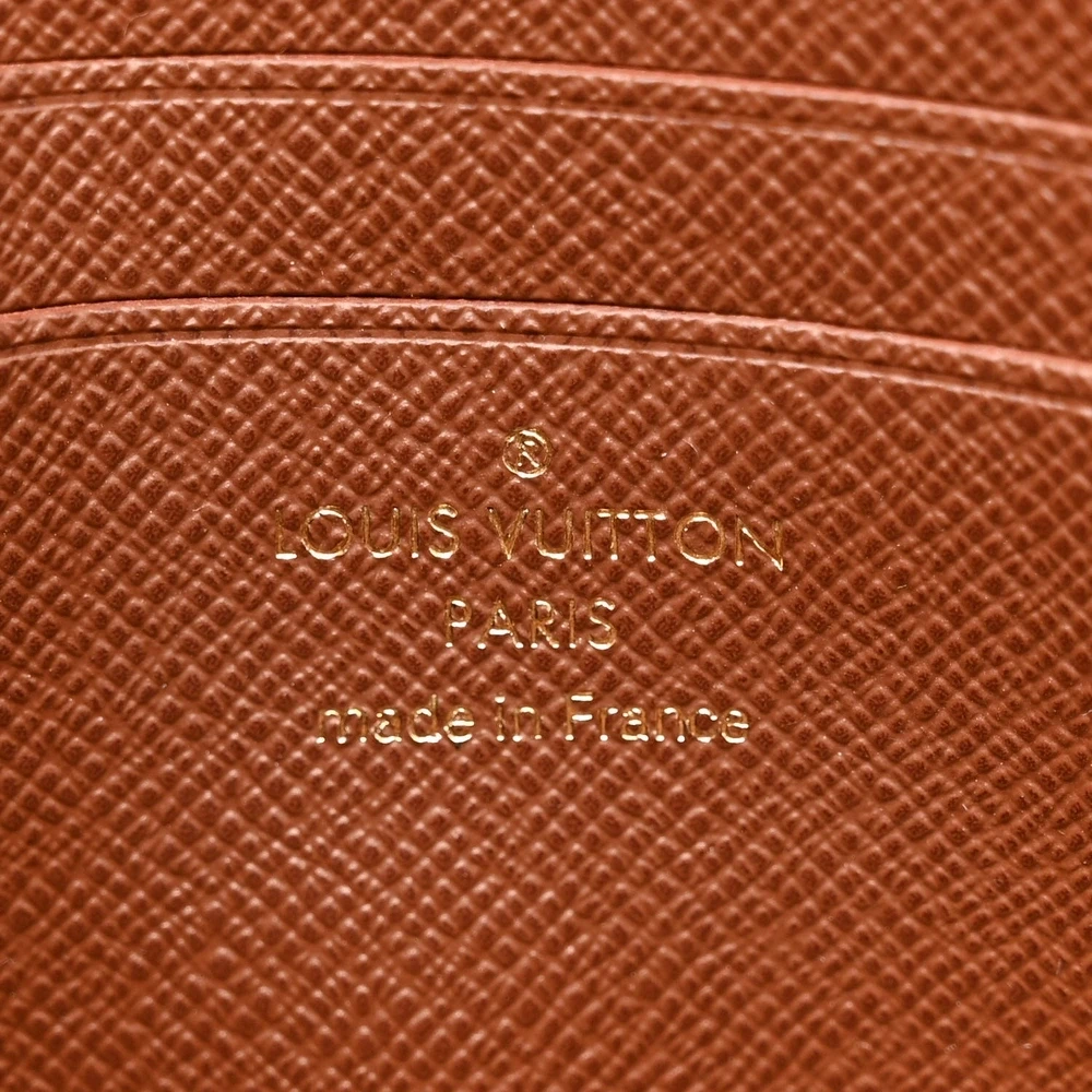 Louis Vuitton Ivy Wallet With Gold Hardware – High-Quality Replica - Image 4