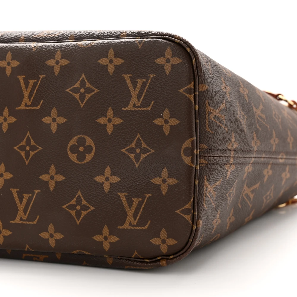 Mirror Quality Louis Vuitton Neverfull MM Replica with Cherry Interior - Image 8