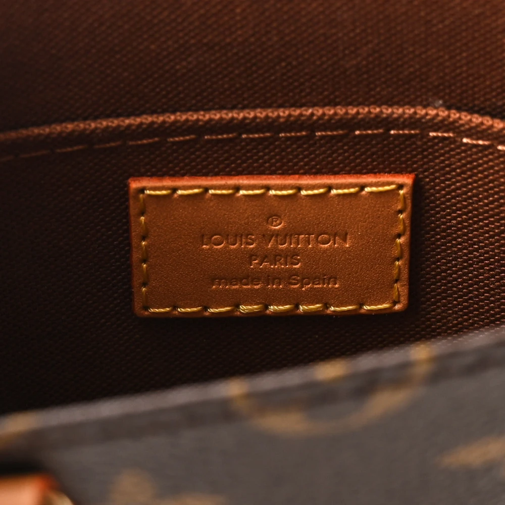 Luxury on a Budget: Superfake Louis Vuitton Petit Sac Plat BB Ba - Image 4