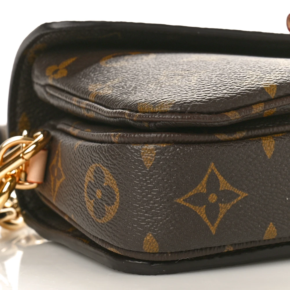 Gold Hardware Replica Louis Vuitton Pochette Metis PM - Image 3