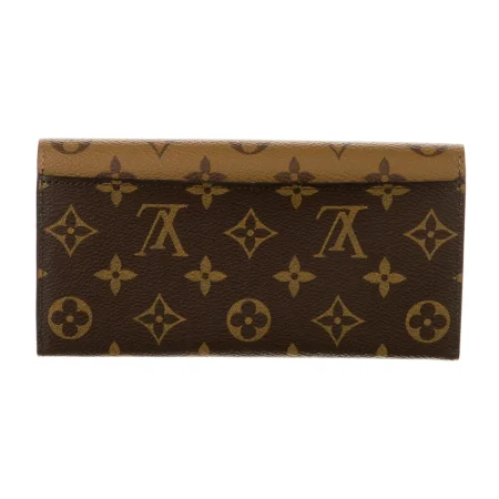 Superfake Louis Vuitton Wallet in Monogram Coated Canvas