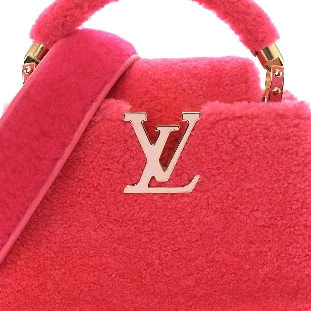 Replica Louis Vuitton Mini Capucines – Shearling & Rose Gold Elegance