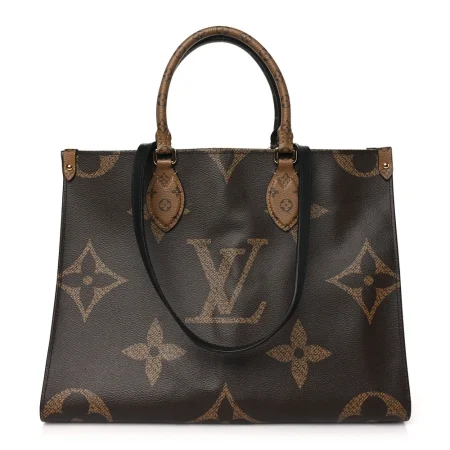 Shop Mirror Quality Replica Louis Vuitton OnTheGo MM Bags