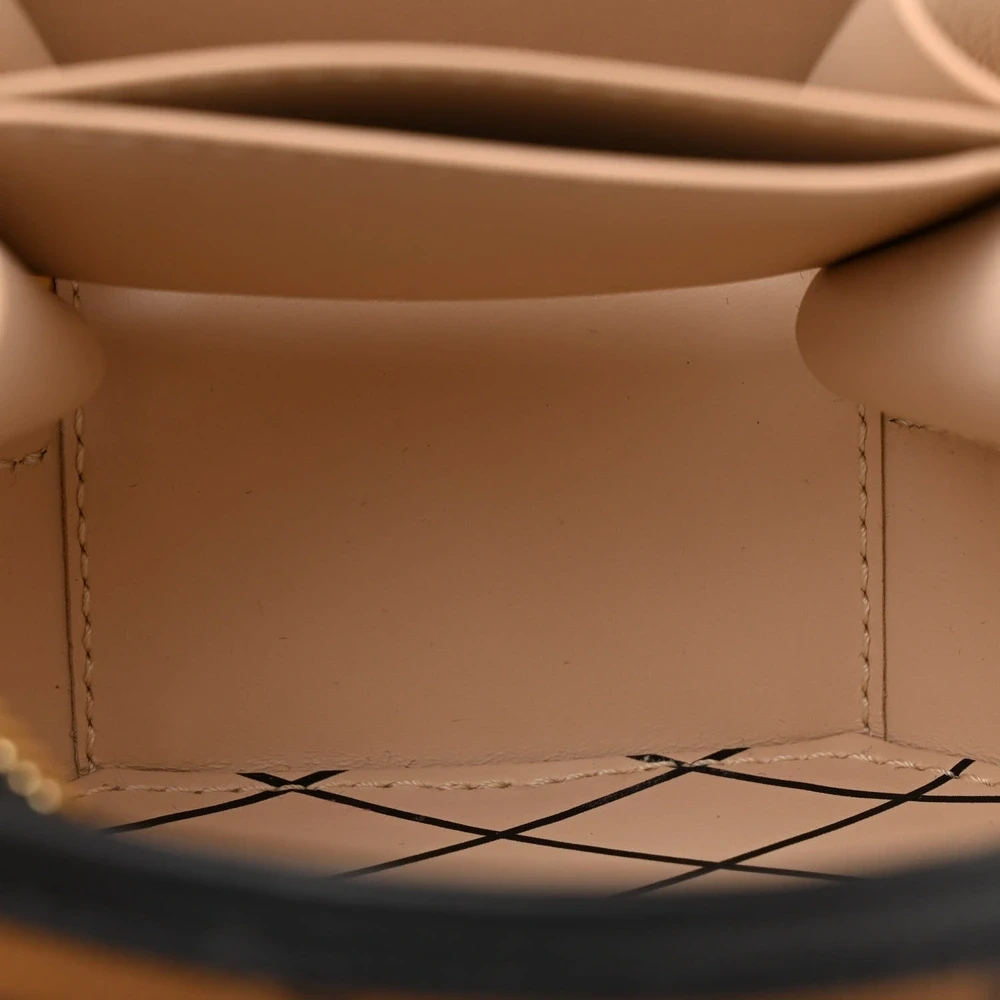 Replica Louis Vuitton Boîte Chapeau BB – Reverse Monogram Perfection - Image 5