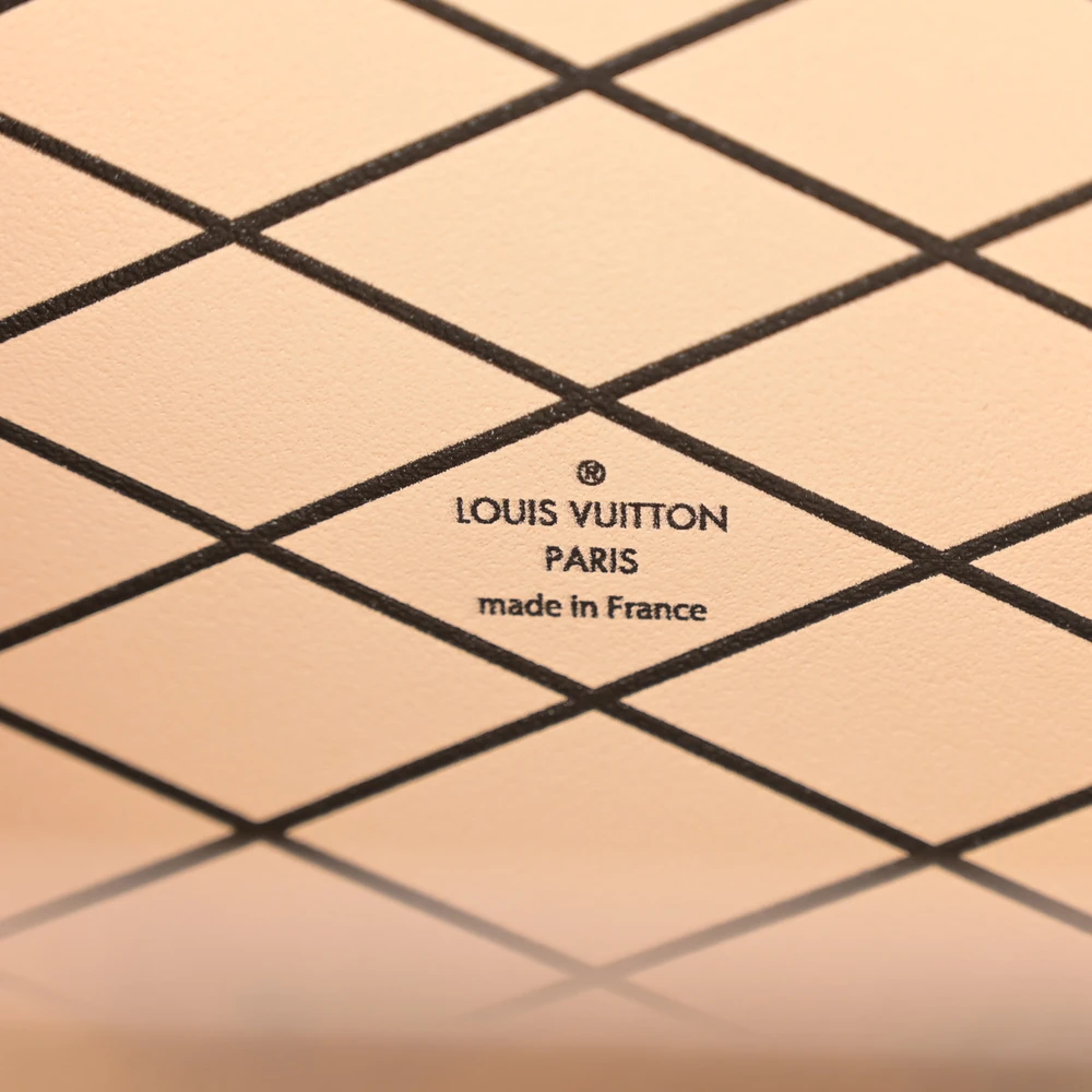 Louis Vuitton Reverse Monogram Replica with Mirror Quality Finish - Image 4