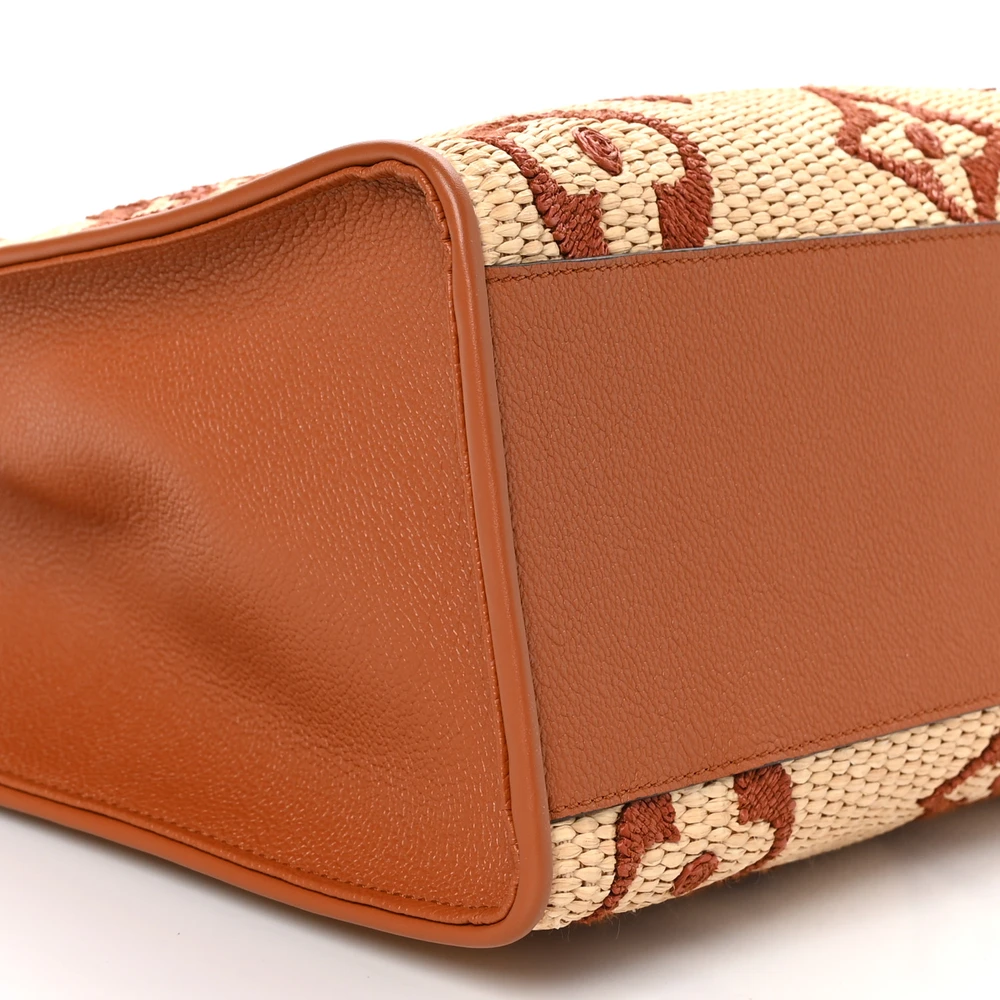 Replica Handbags: Louis Vuitton Tan Raffia OnTheGo MM - Image 3