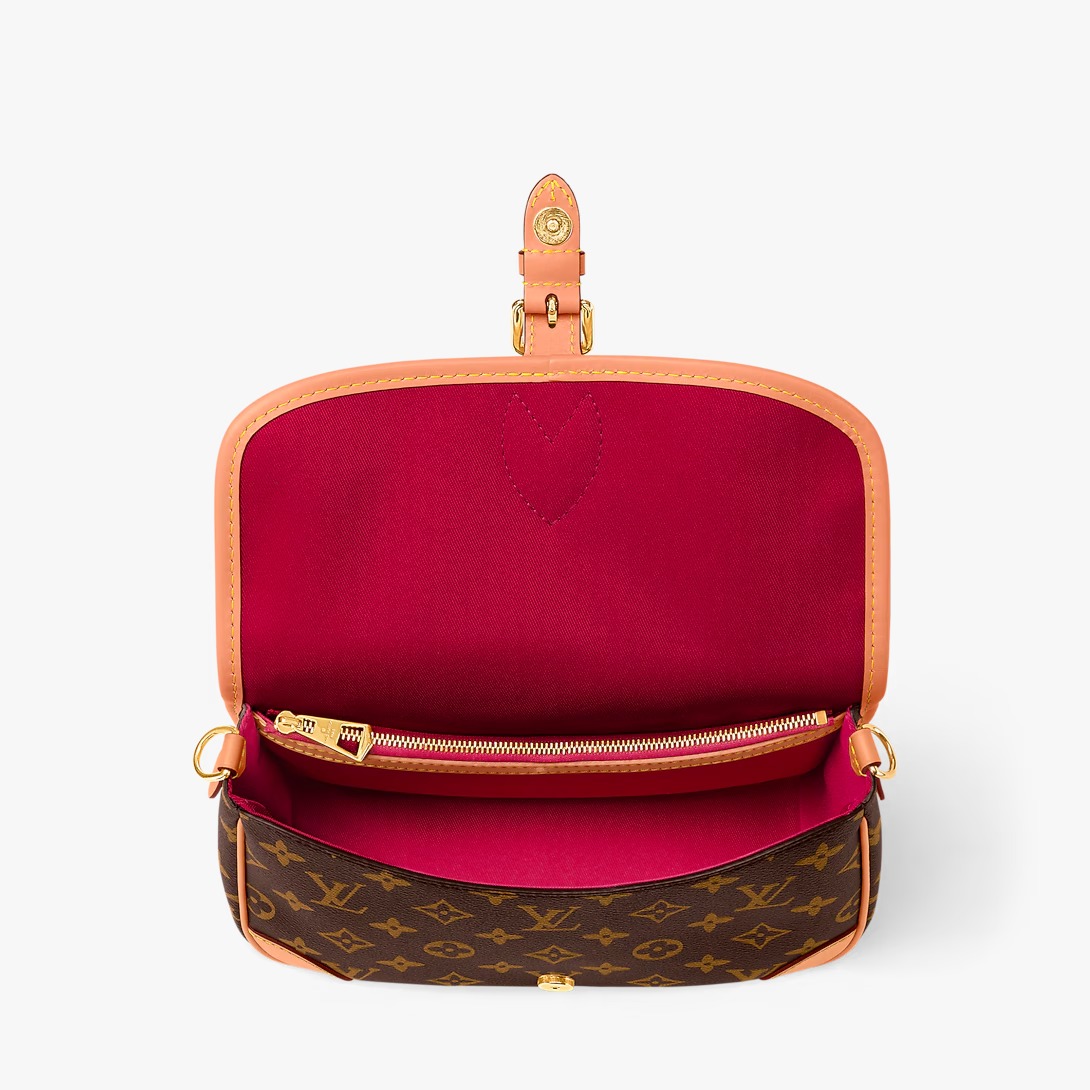 LV DIANE PINK INTERIOR